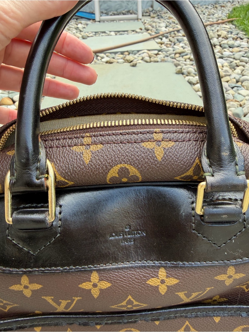 Louis Vuitton Deauville Monogram Satchel, black Model M4726 - Picture 8 of 14